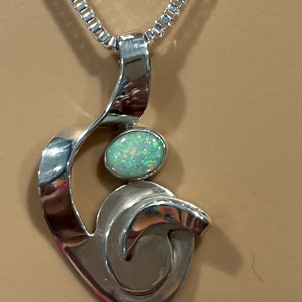 NEW .925 sterling Original Opal Pendant
